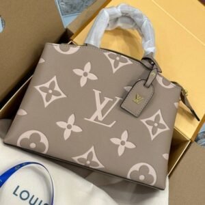 Louis Vuitton Palais Petit Bicolor Monogram Empreinte Leather Cream With Dust Bag 45811