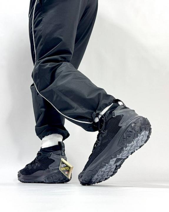 Nike ACG Mountain Fly GTX all black fix (118) - Image 2