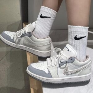 Nikke Air Jordan 1 Low Sail Soft Pearl