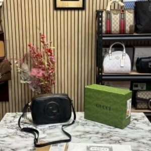 GUCC I SOHO LEATHER HANDBAG WITH OG BOX AND DUST BAG (BLACK) (S5)(MT)